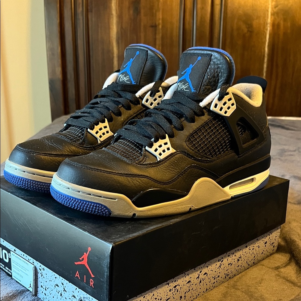 Air Jordan 4 Retro Black Motorsport